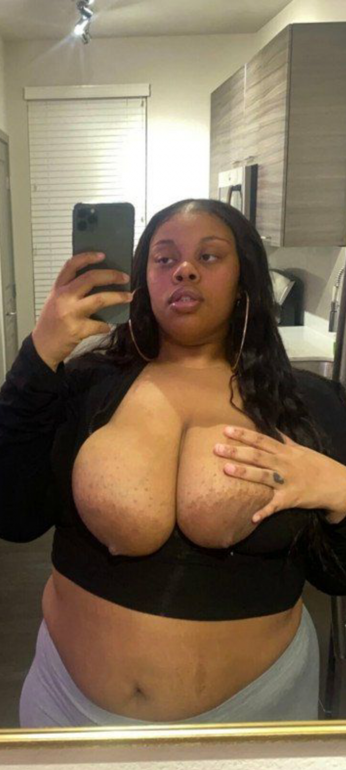 Big Seeeeexxy Fine ass Fat Bitch #hBZjQaSy