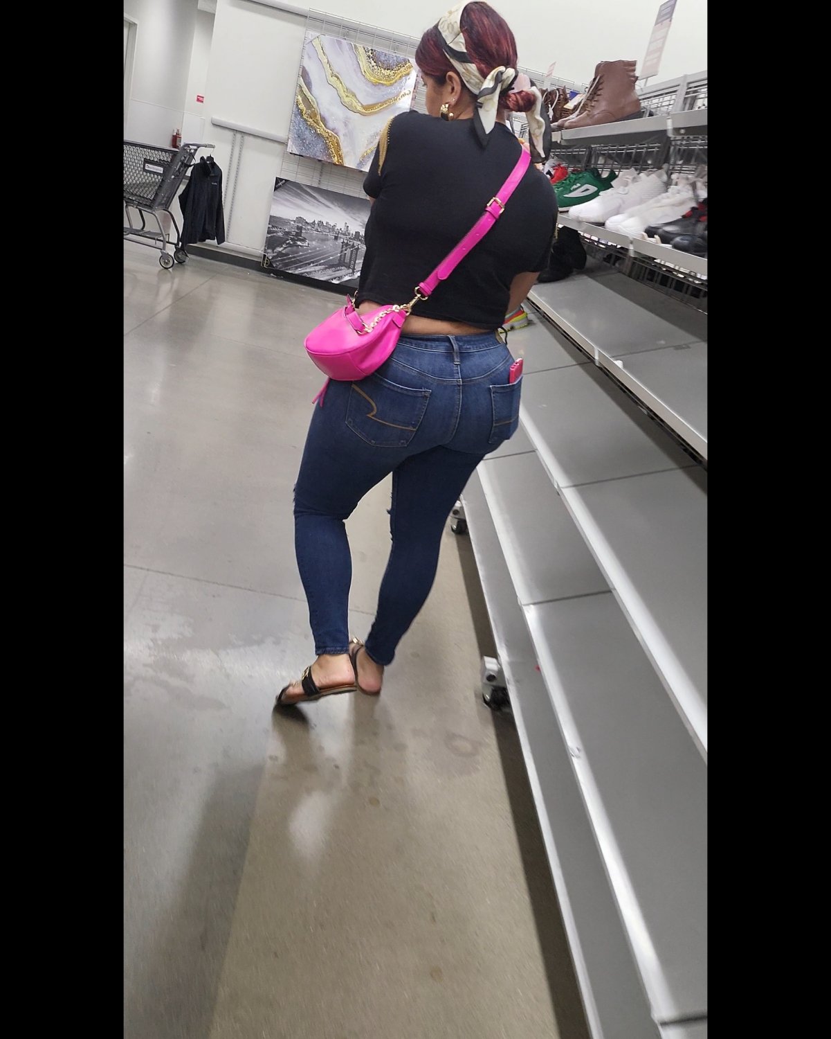 Creepshot latina at burlington #rRIDlLZ6