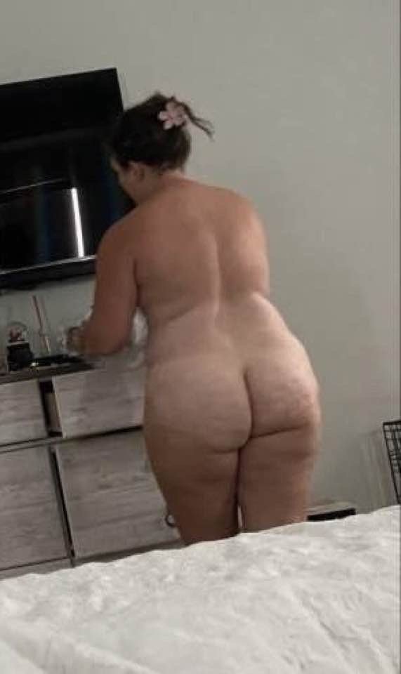 Fat ass 37yo wife Emily exposed #xWT2iA2g