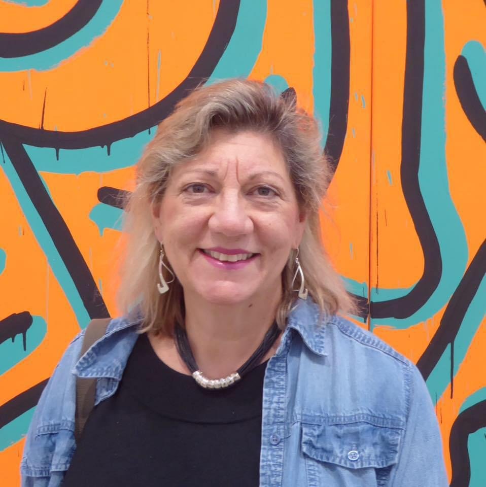 While we don’t see the full hang of grandma Dona’s massive tits, I like that she rubs her nip #M38Q1vxD