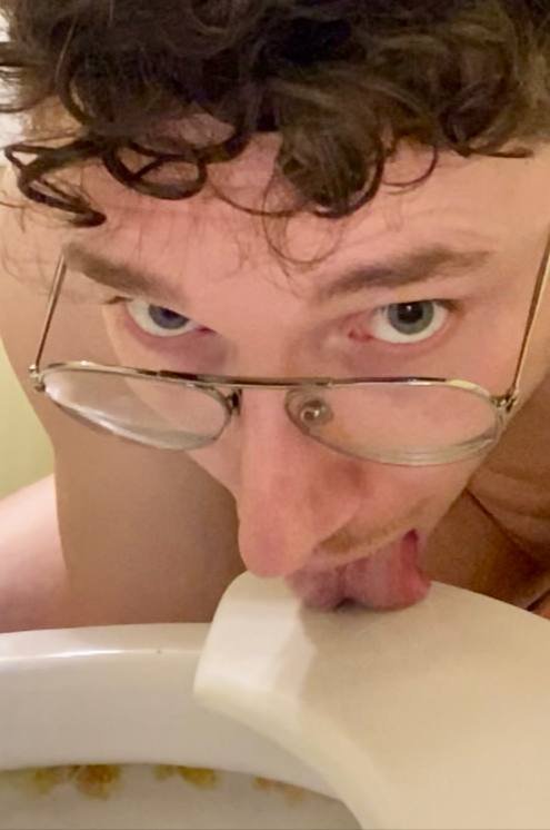 Faggot Peter #zDem9g23