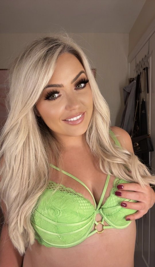 Hot milfs spicy pics leaked #fdQpKWbi